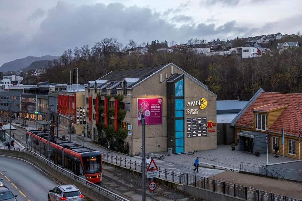 Appartement Kjellerleilighet I Fana Til Leie-med Gratis Parkering Og Mange Kollektiv Reisemuligheter *